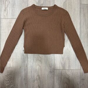 Aritzia Crop top